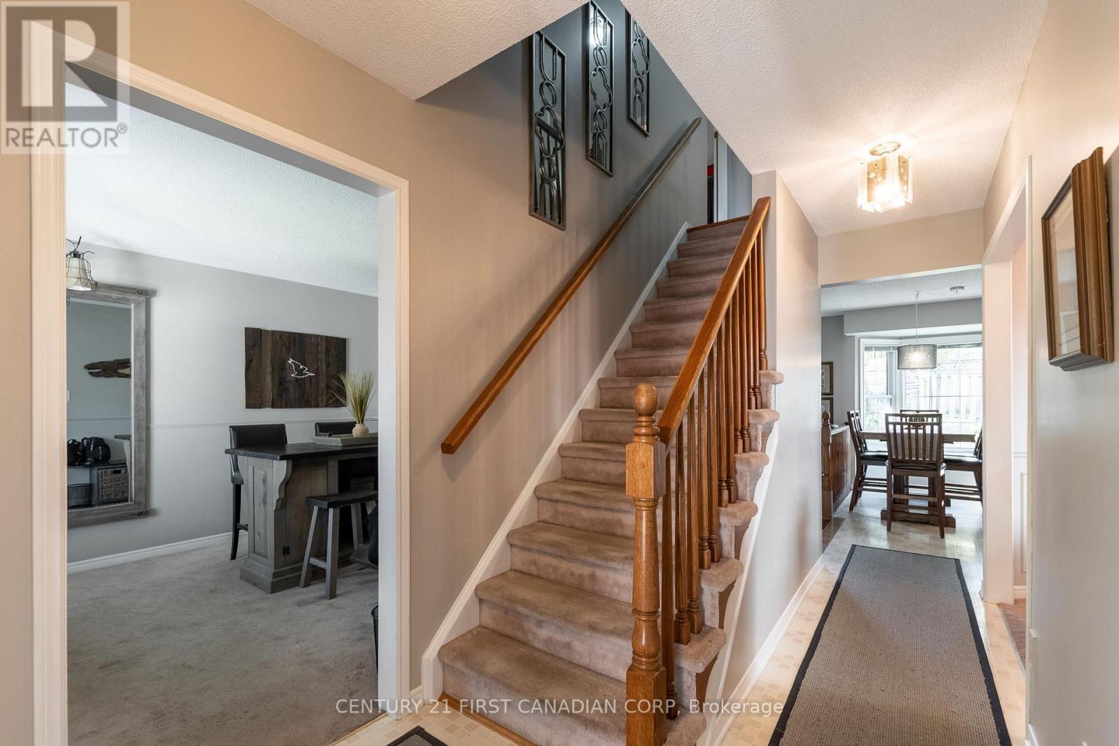 90 Napoleon Drive, London, Ontario  N5V 4A9 - Photo 5 - X9416479