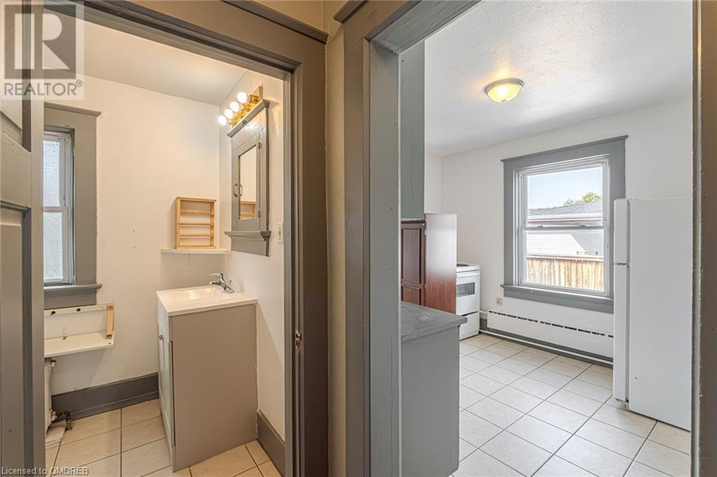 189 Park Street, Waterloo, Ontario  N2L 1Y7 - Photo 17 - 40661940