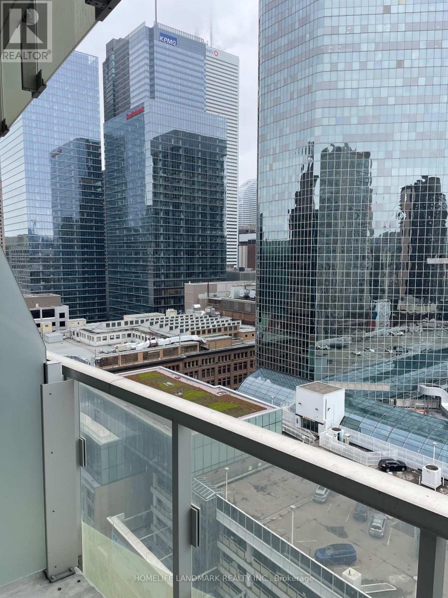1611 - 197 Yonge Street, Toronto (Church-Yonge Corridor), Ontario  M5B 1M4 - Photo 12 - C9416472