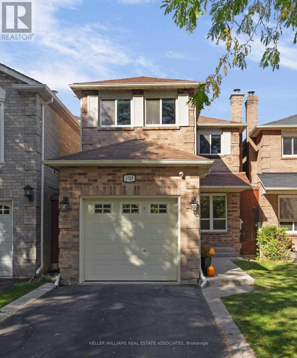 1321 VALERIE CRESCENT, oakville (clearview), Ontario