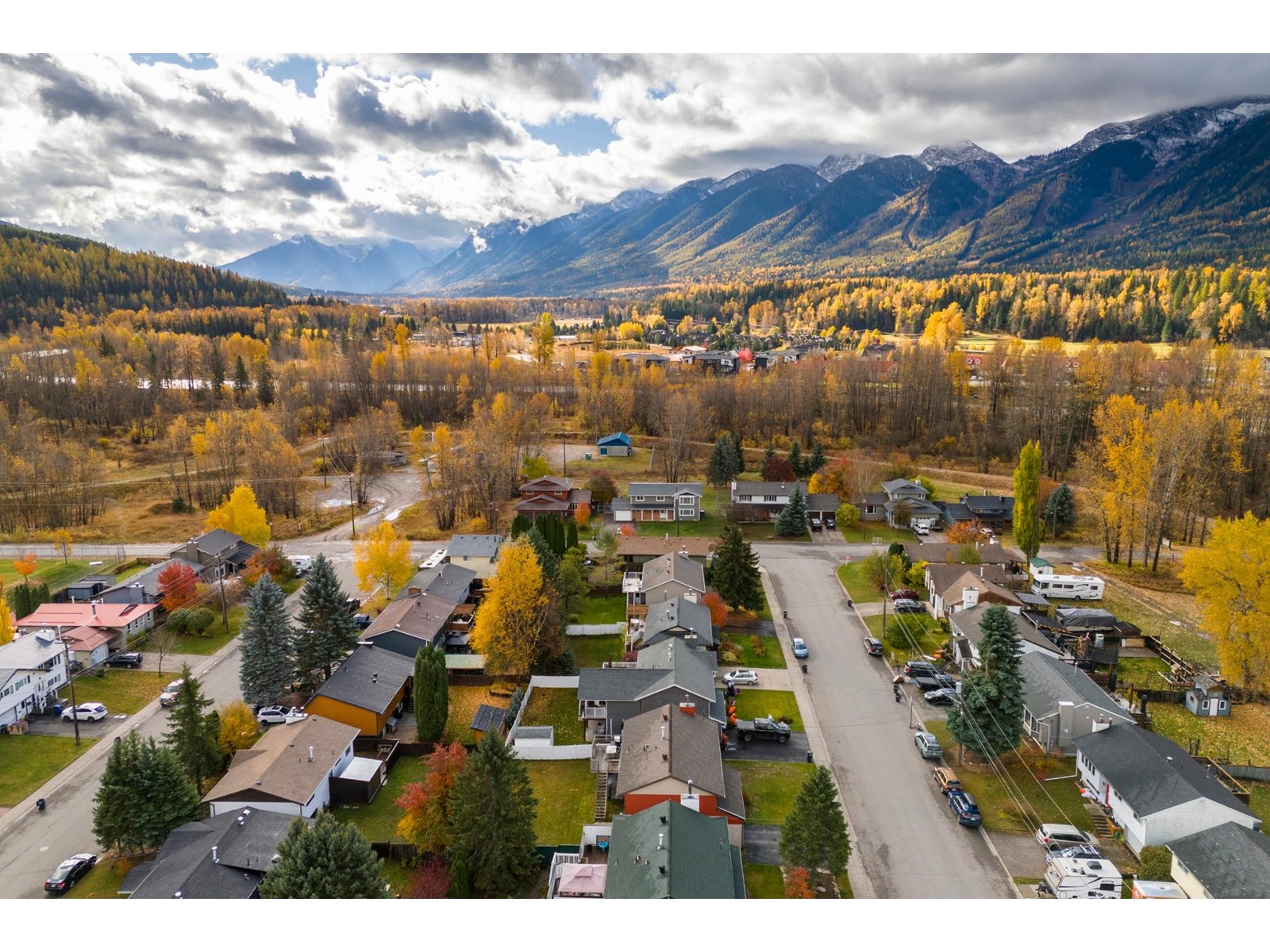 49 Mt Proctor Avenue, Fernie, British Columbia  V0B 1M3 - Photo 68 - 2480105