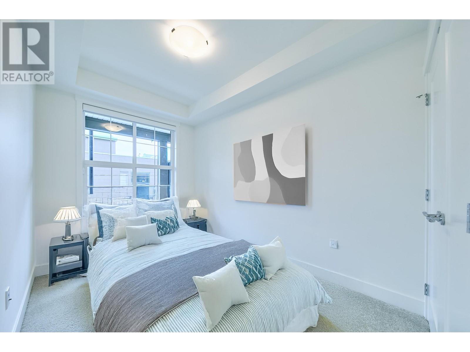 209 22633 SELKIRK AVENUE, Maple Ridge, British Columbia One Percent