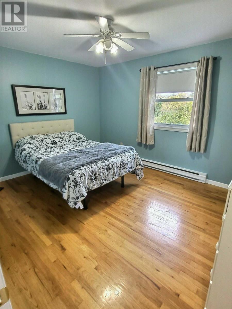 33 Guzzwell Drive, St. John's, Newfoundland & Labrador  A1A 3W9 - Photo 8 - 1278770