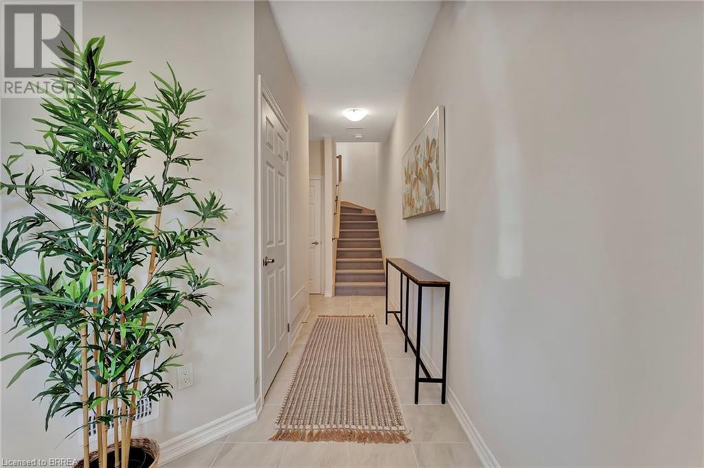 677 Park Road N Unit# 159, Brantford, Ontario  N3R 0C2 - Photo 8 - 40665657