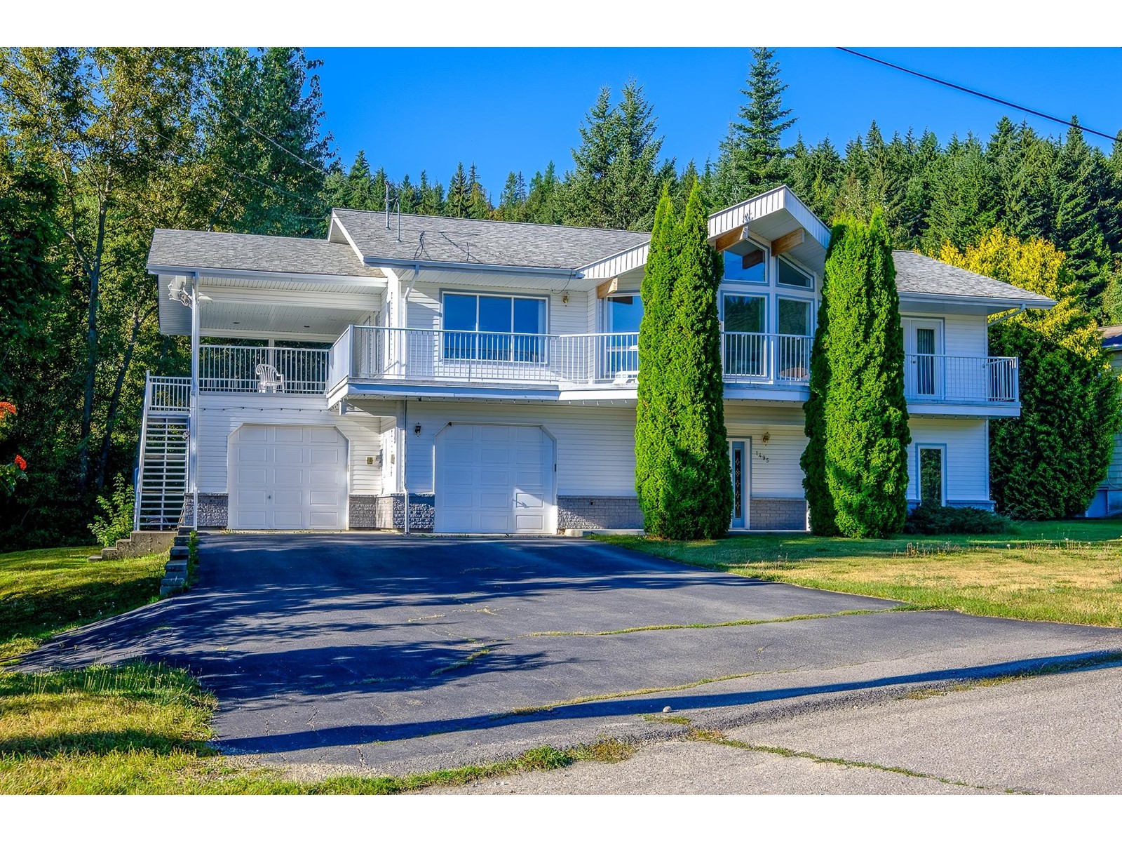 1495 Victoria  Avenue, Rossland, British Columbia  V0G 1Y0 - Photo 10 - 2480107