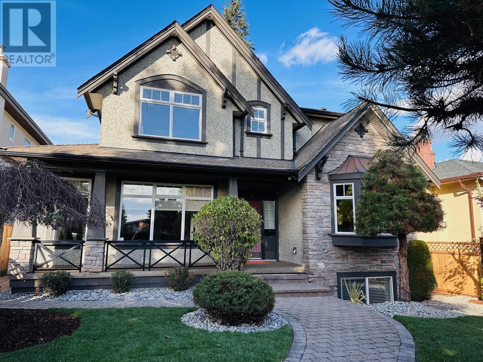 733 W 66TH AVENUE, Vancouver