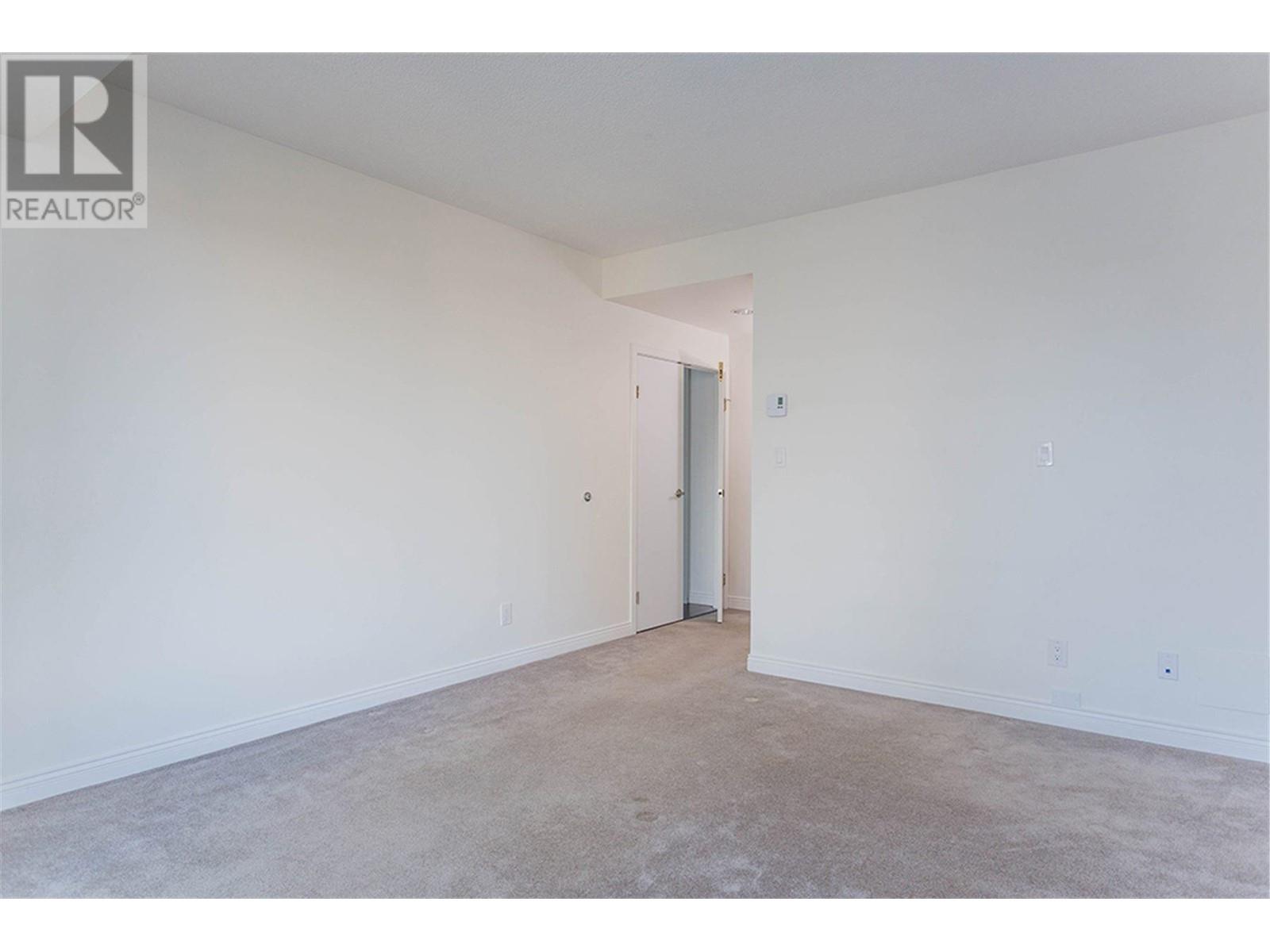 Listing Picture 14 of 40 : 2304 1500 HOWE STREET, Vancouver / 溫哥華 - 魯藝地產 Yvonne Lu Group - MLS Medallion Club Member