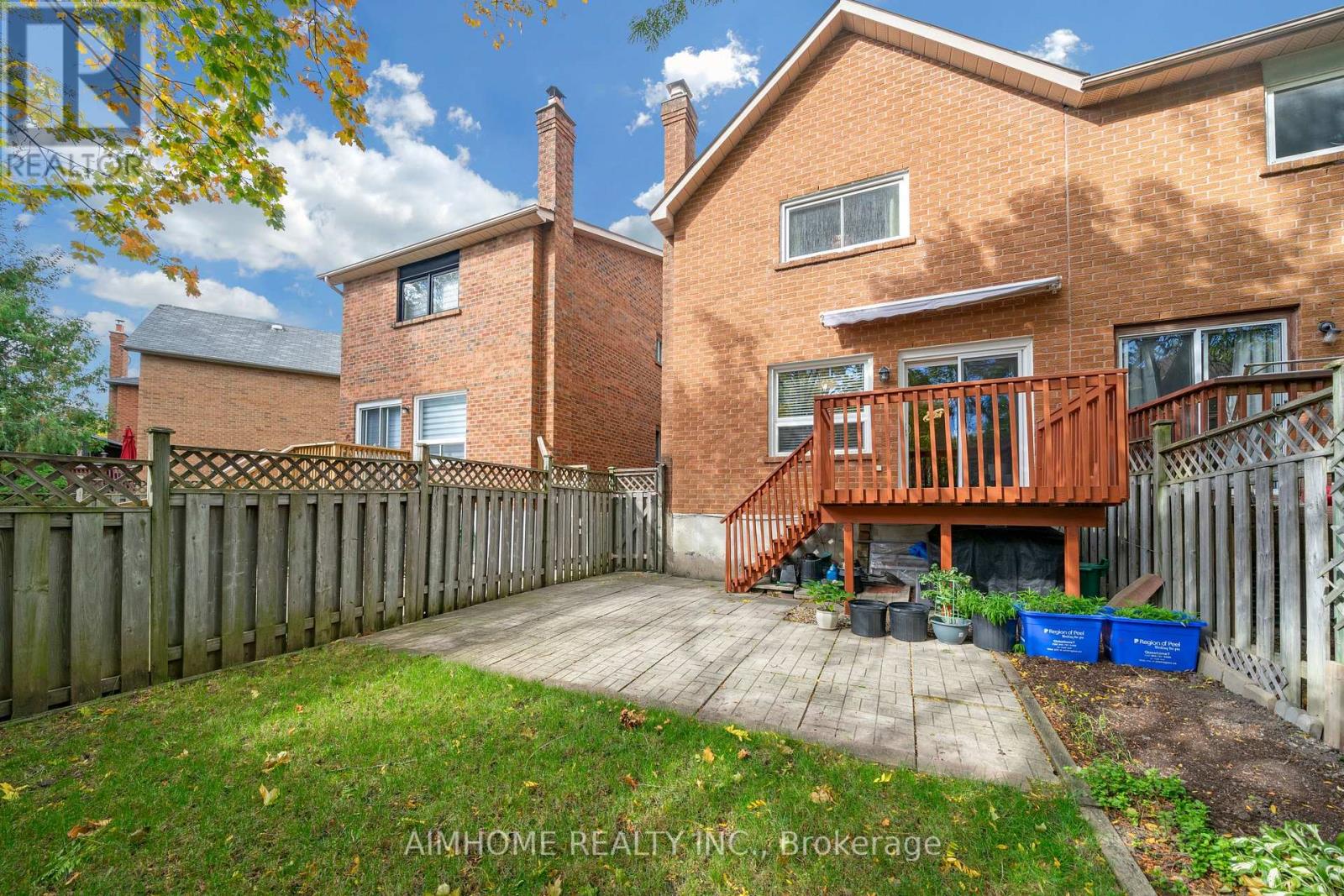 392 Wendron Crescent, Mississauga (Hurontario), Ontario  L5R 3H3 - Photo 33 - W9399565