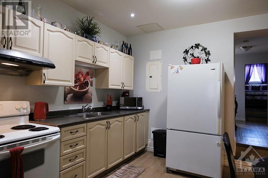 52 Madawaska Street, Arnprior, Ontario  K7S 1R9 - Photo 12 - 1413079