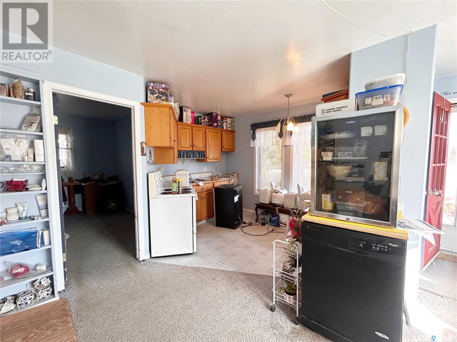 11 Warren Street, Redvers, Saskatchewan  S0C 2H0 - Photo 16 - SK986393