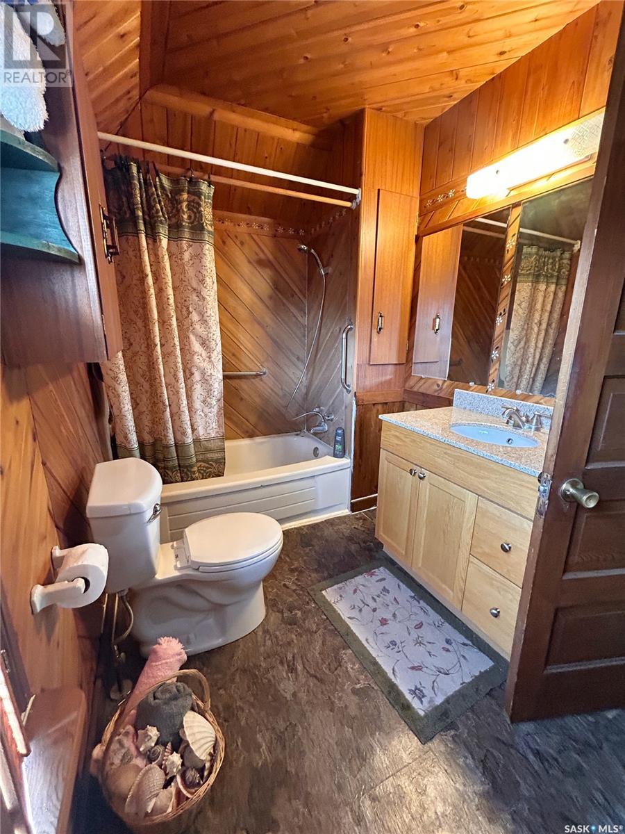 11 Warren Street, Redvers, Saskatchewan  S0C 2H0 - Photo 25 - SK986393