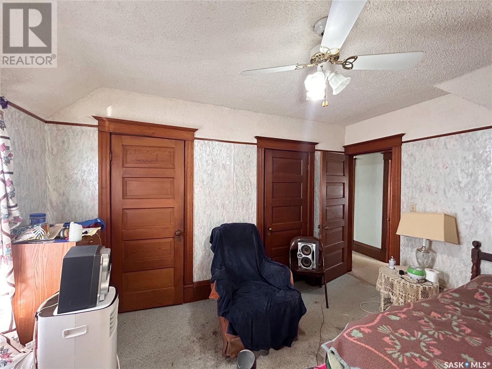 11 Warren Street, Redvers, Saskatchewan  S0C 2H0 - Photo 29 - SK986393
