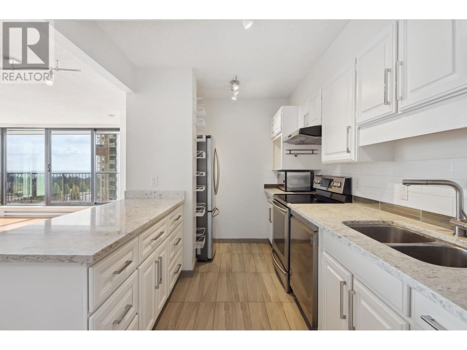1706 6455 Willingdon Avenue, Burnaby, British Columbia  V5H 4E4 - Photo 5 - R2936603