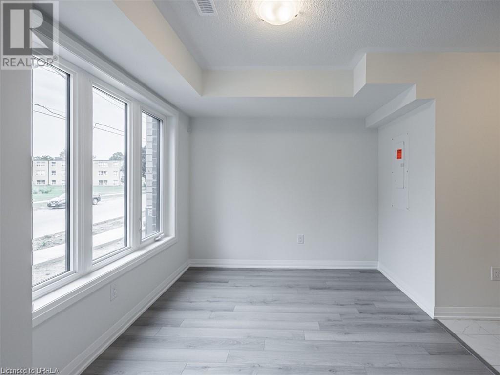 585 Colborne Street E Unit# 402, Brantford, Ontario  N3S 3M7 - Photo 6 - 40657976