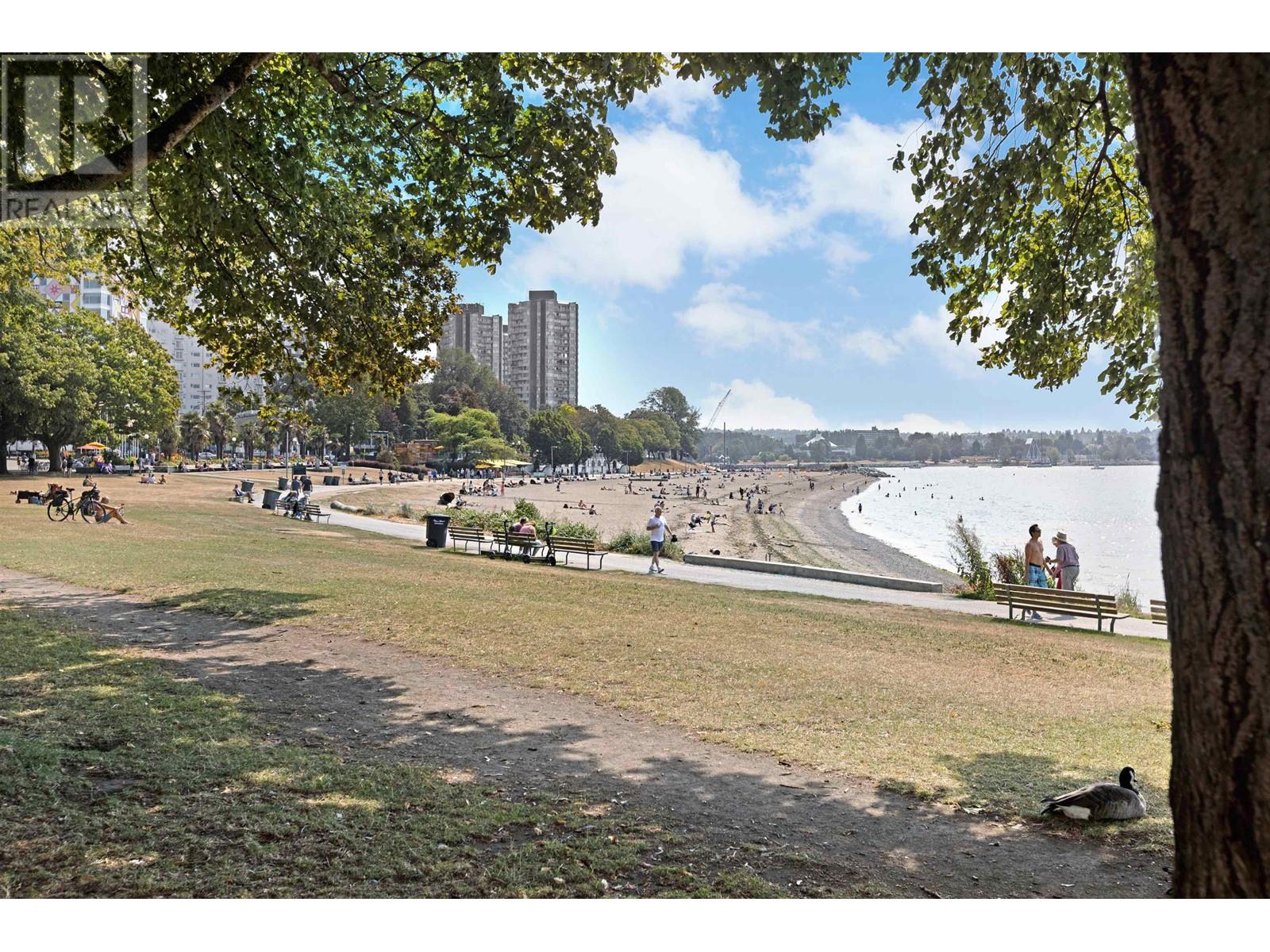 Listing Picture 40 of 40 : 1600 1919 BEACH AVENUE, Vancouver / 溫哥華 - 魯藝地產 Yvonne Lu Group - MLS Medallion Club Member