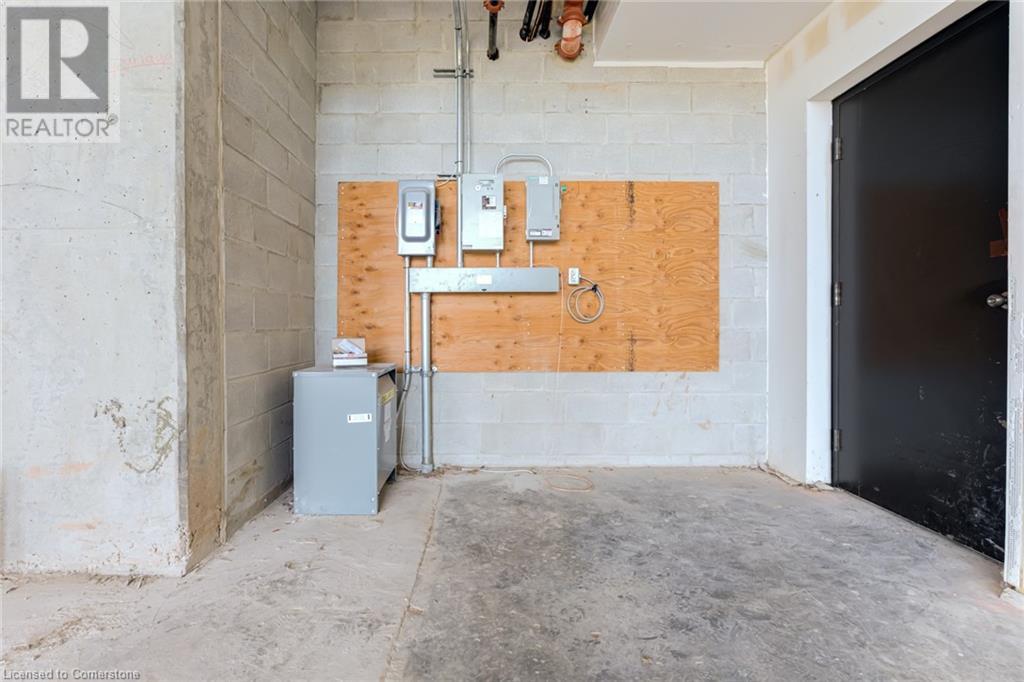 5220 Dundas Street Unit# A1, Burlington, Ontario  L7L 0J4 - Photo 22 - 40666061