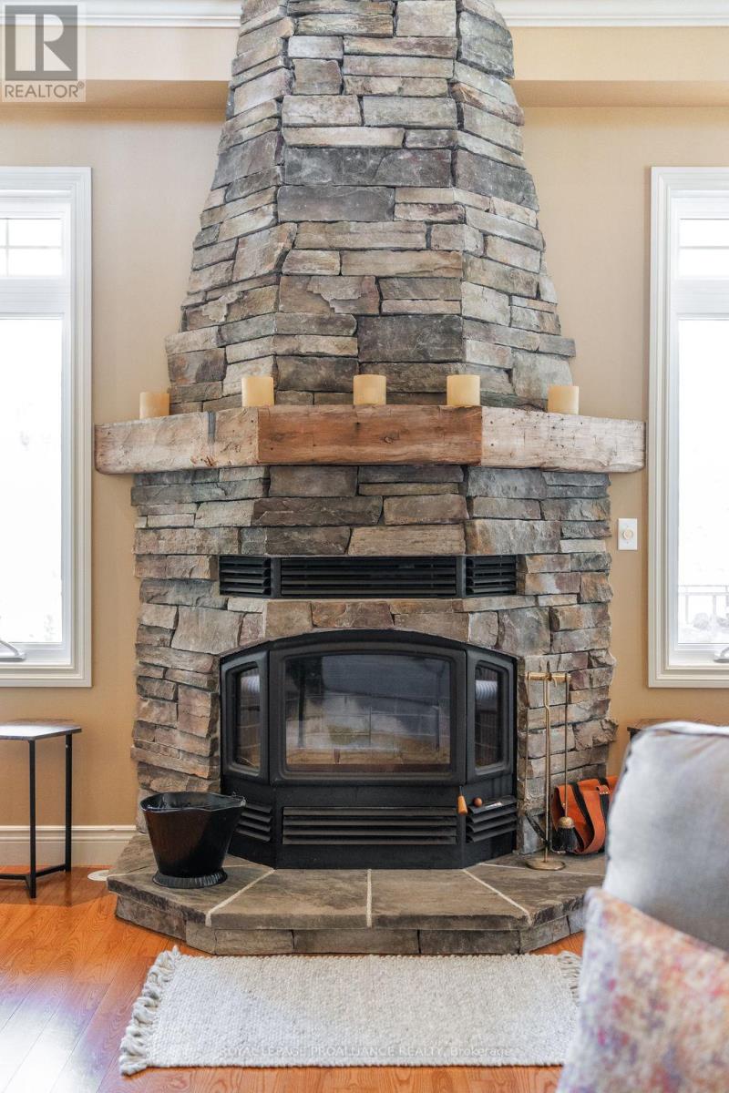 46 Stapleton Road, Prince Edward County, Ontario  K0K 2T0 - Photo 13 - X9417311
