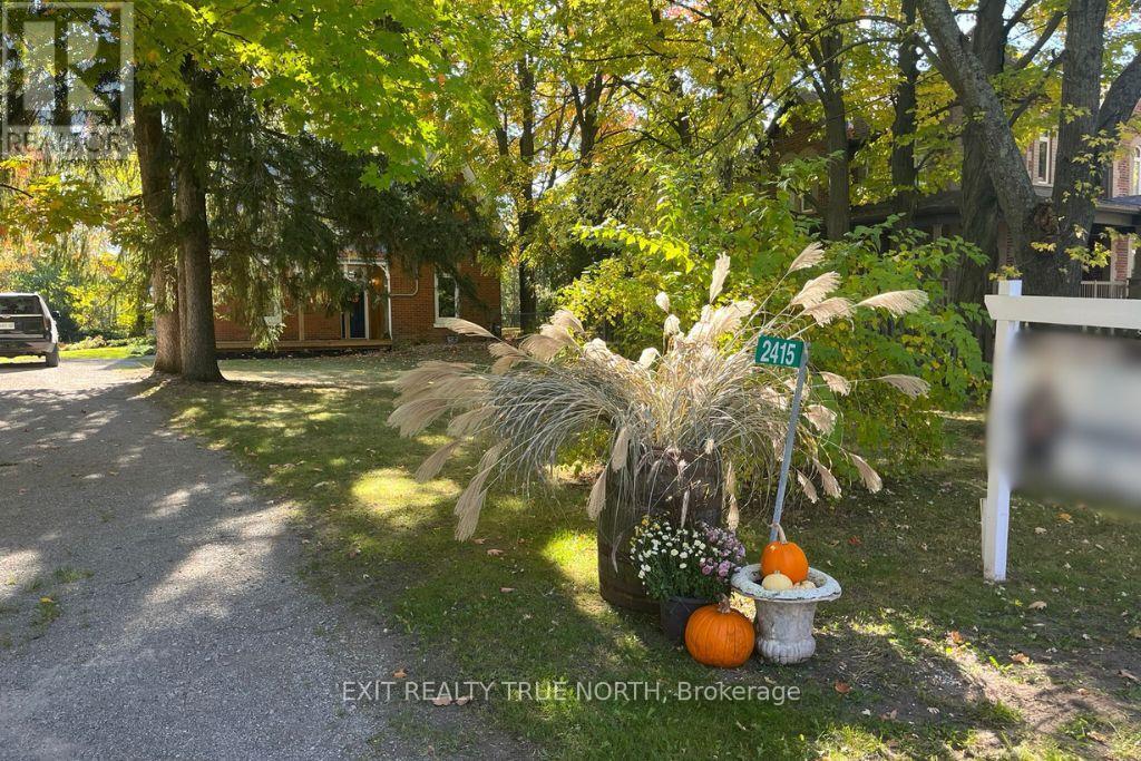 2415 Ronald Road, Springwater, Ontario  L9X 2C3 - Photo 3 - S9343835