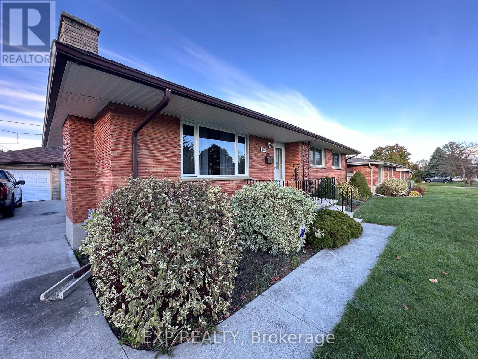 373 Chippendale Crescent, London, Ontario  N5Z 3G1 - Photo 6 - X9417451