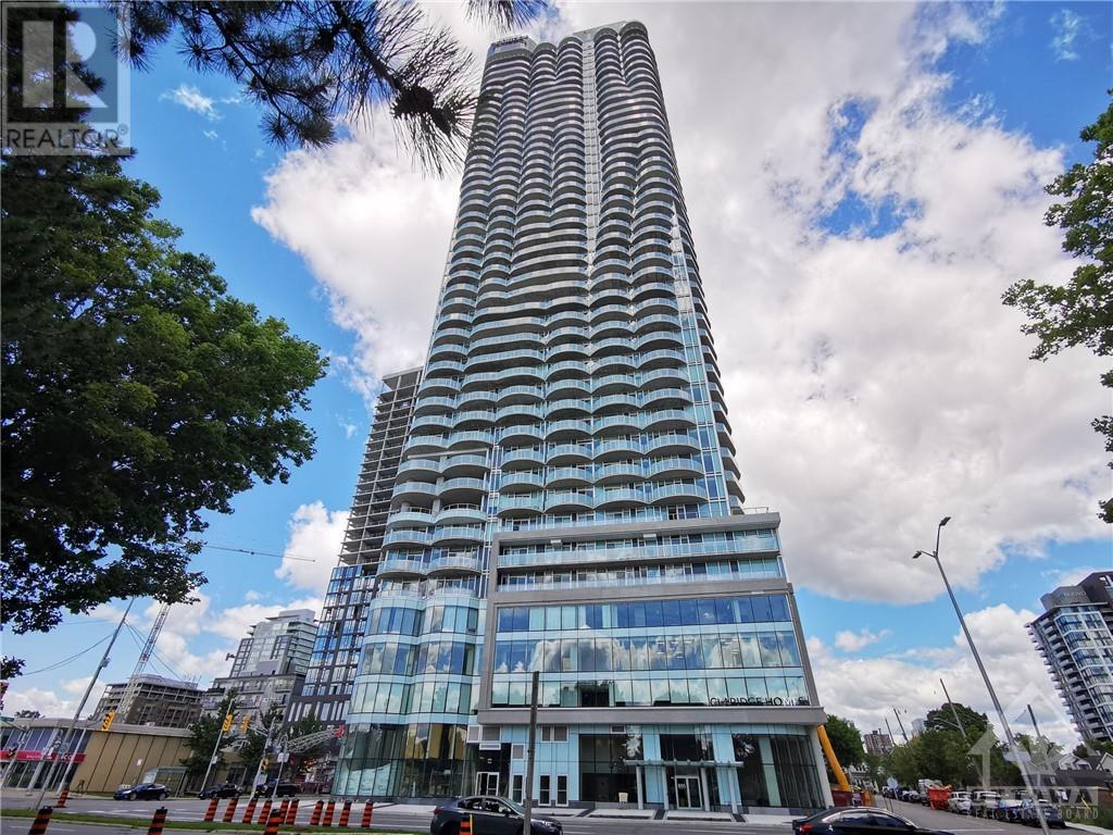 805 CARLING AVENUE UNIT#1401 Ottawa