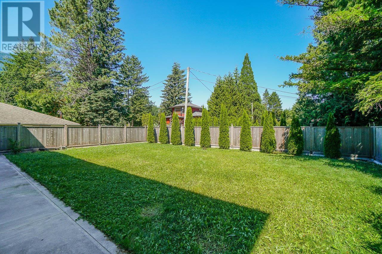 1337 Judd Road, Squamish, British Columbia  V0N 1H0 - Photo 40 - R2937033