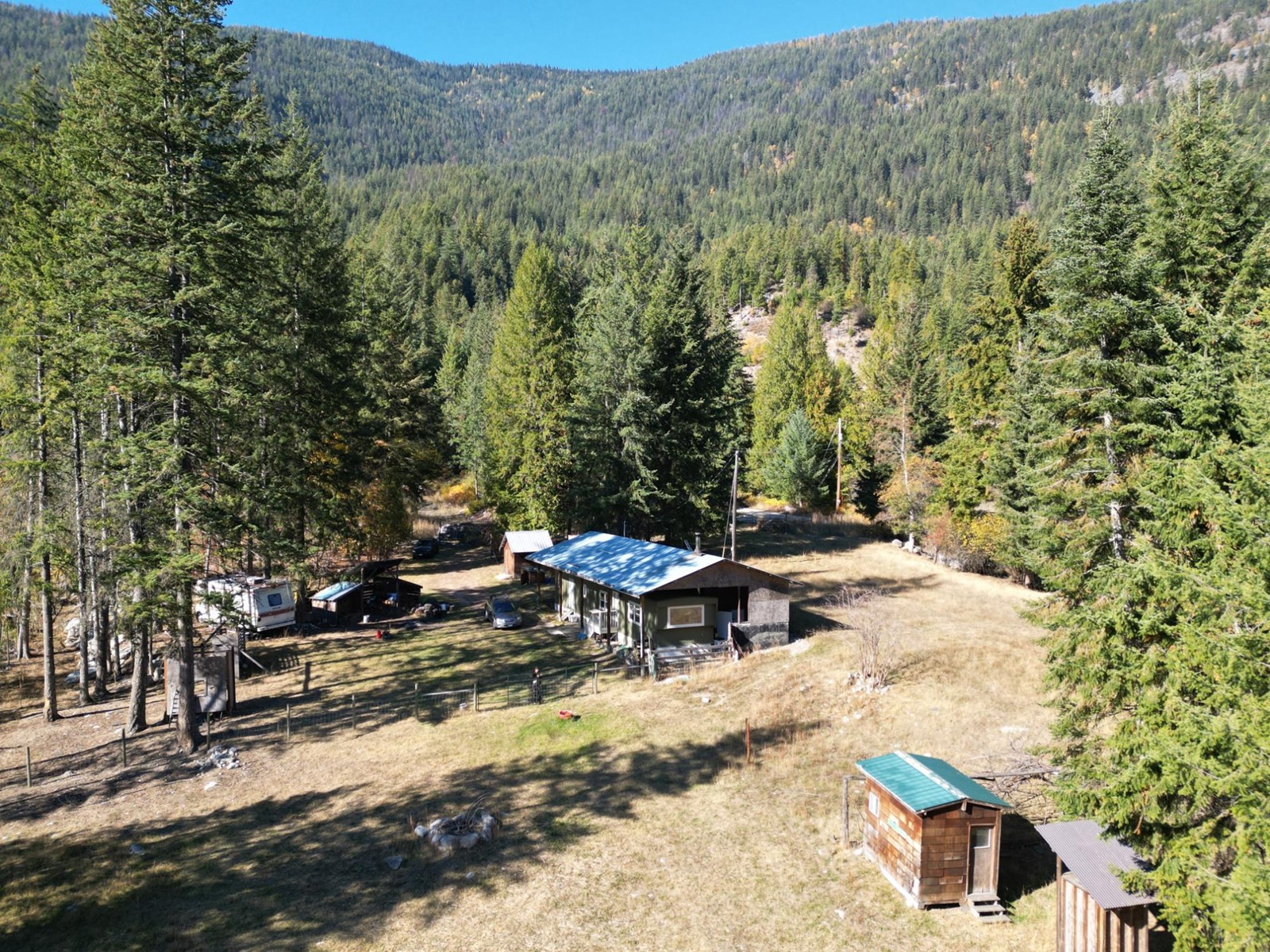 1982 LOFF ROAD, Castlegar, British Columbia One Percent Realty Ltd