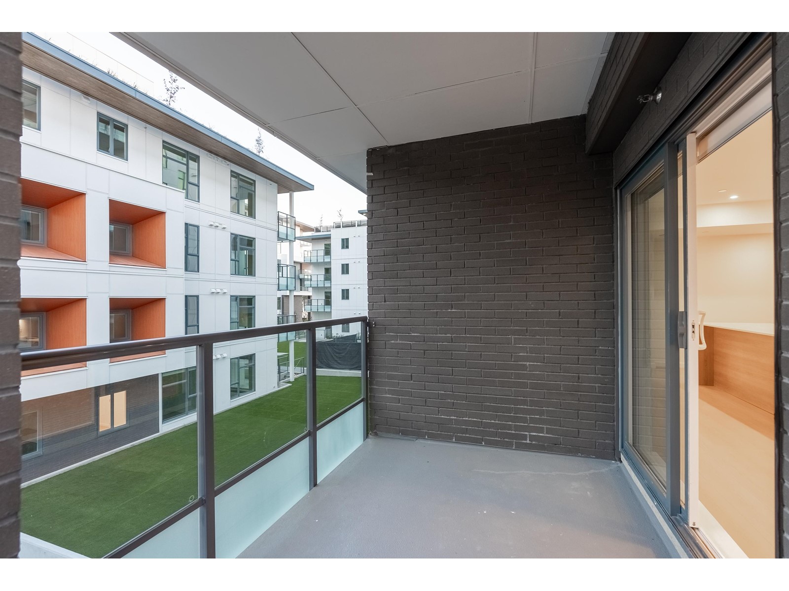 W202 10828 139a Street, Surrey, British Columbia  V3R 0H3 - Photo 29 - R2935491