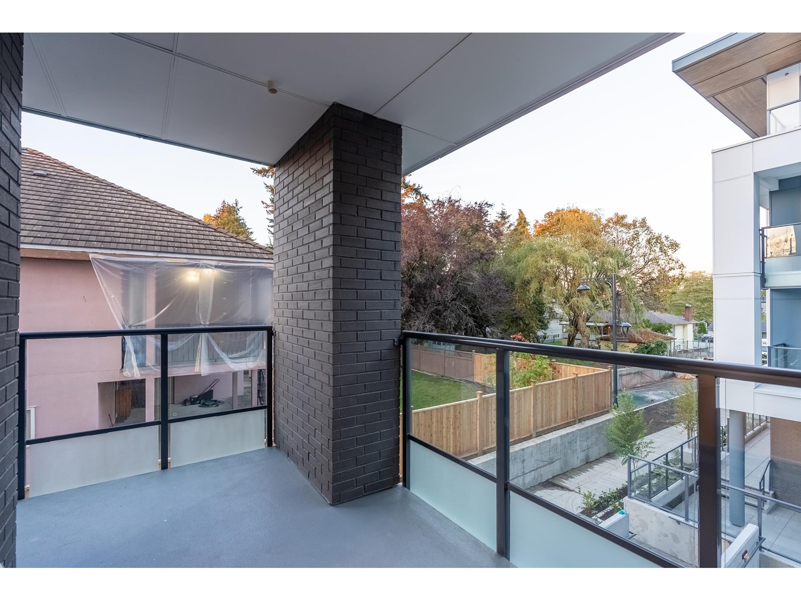 W202 10828 139a Street, Surrey, British Columbia  V3R 0H3 - Photo 28 - R2935491