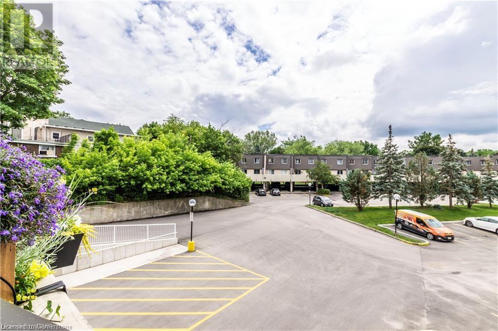 10 COOPER Street Unit# 206, cambridge, Ontario