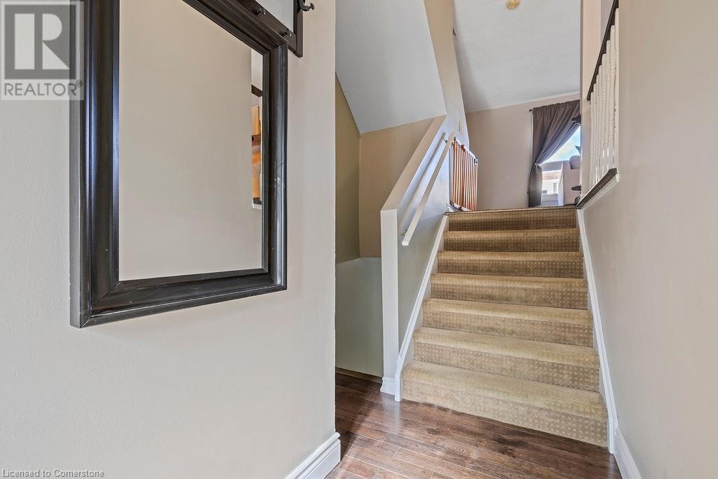 51 Caroga Court Unit# 10, Hamilton, Ontario  L9C 7C2 - Photo 10 - 40660874
