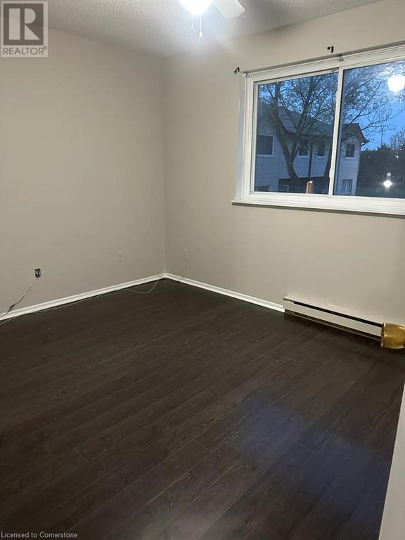 453 Albert Street Unit# 16, Waterloo, Ontario  N2L 5A7 - Photo 4 - 40666242