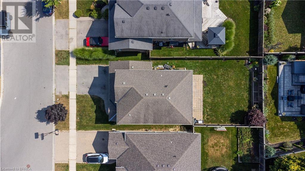 29 Fisher Street, Brantford, Ontario  N3T 0B3 - Photo 3 - 40640578