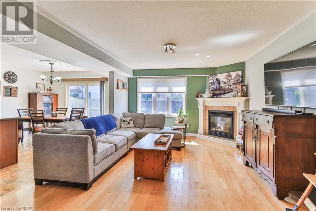 29 Fisher Street, Brantford, Ontario  N3T 0B3 - Photo 6 - 40640578