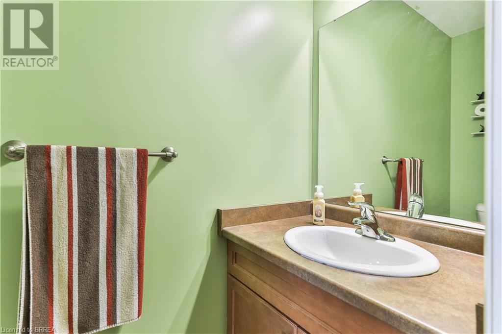 29 Fisher Street, Brantford, Ontario  N3T 0B3 - Photo 15 - 40640578