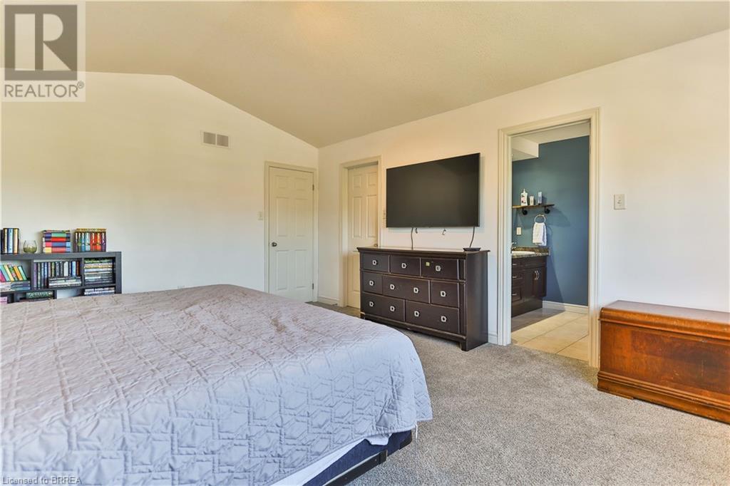 29 Fisher Street, Brantford, Ontario  N3T 0B3 - Photo 18 - 40640578