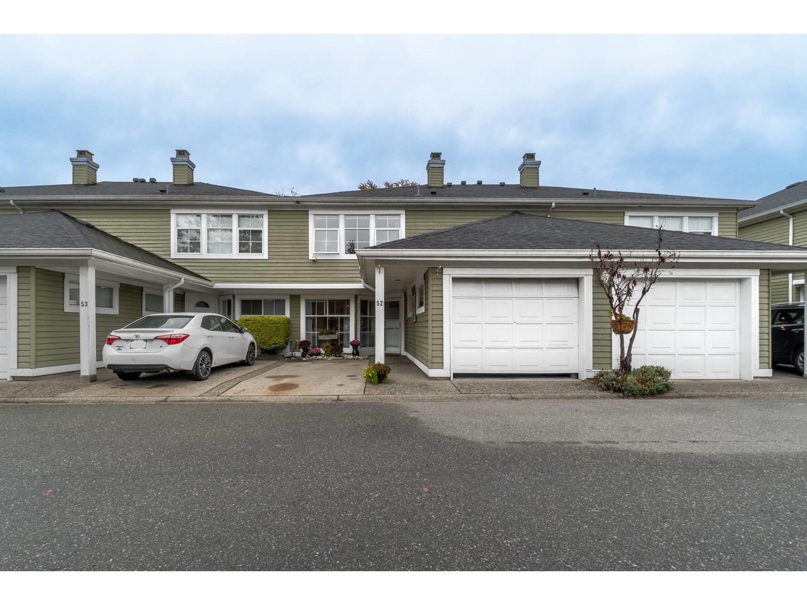 52 8428 Venture Way, Surrey, British Columbia  V4N 0W6 - Photo 1 - R2935999