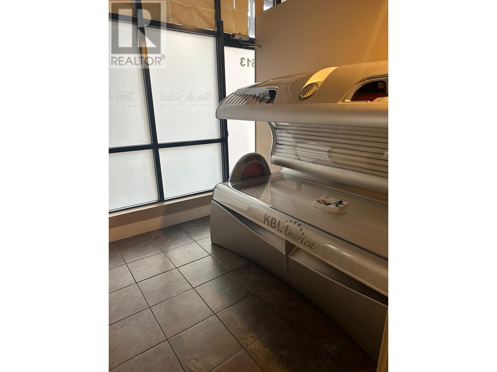 609 Carnarvon Street, New Westminster, British Columbia  V3M 1E3 - Photo 9 - C8063857