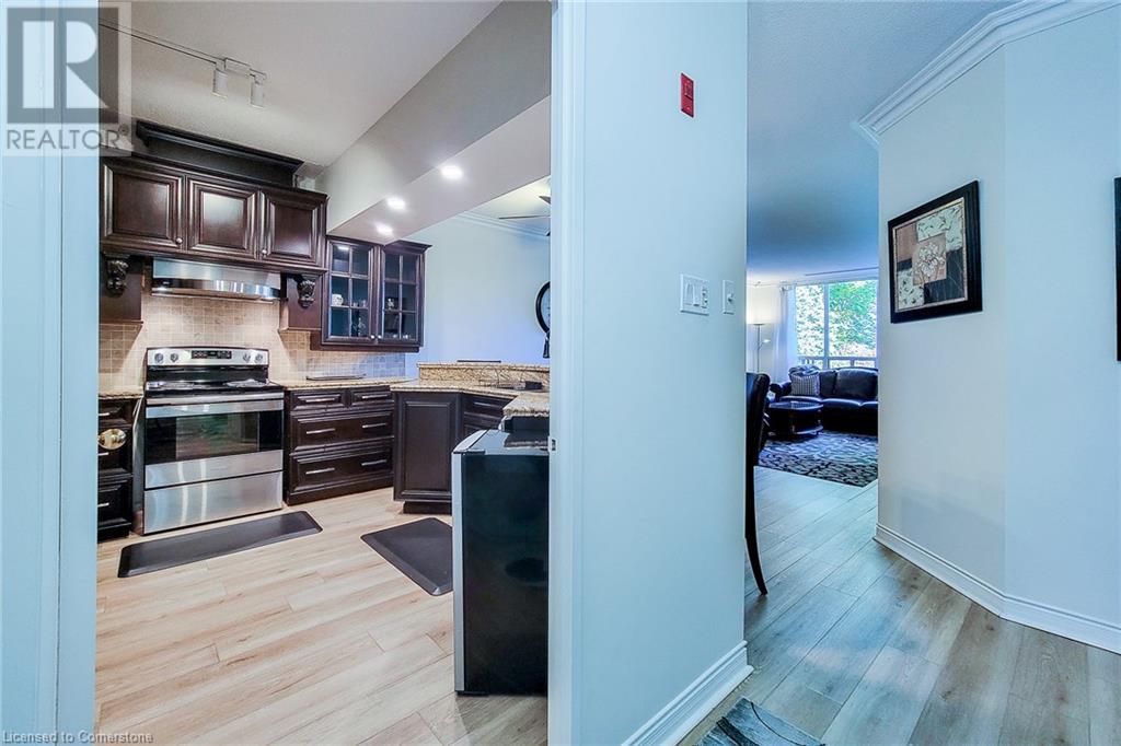 8111 Forest Glen Drive Unit# 102, Niagara Falls, Ontario  L2H 2Y7 - Photo 20 - 40666267