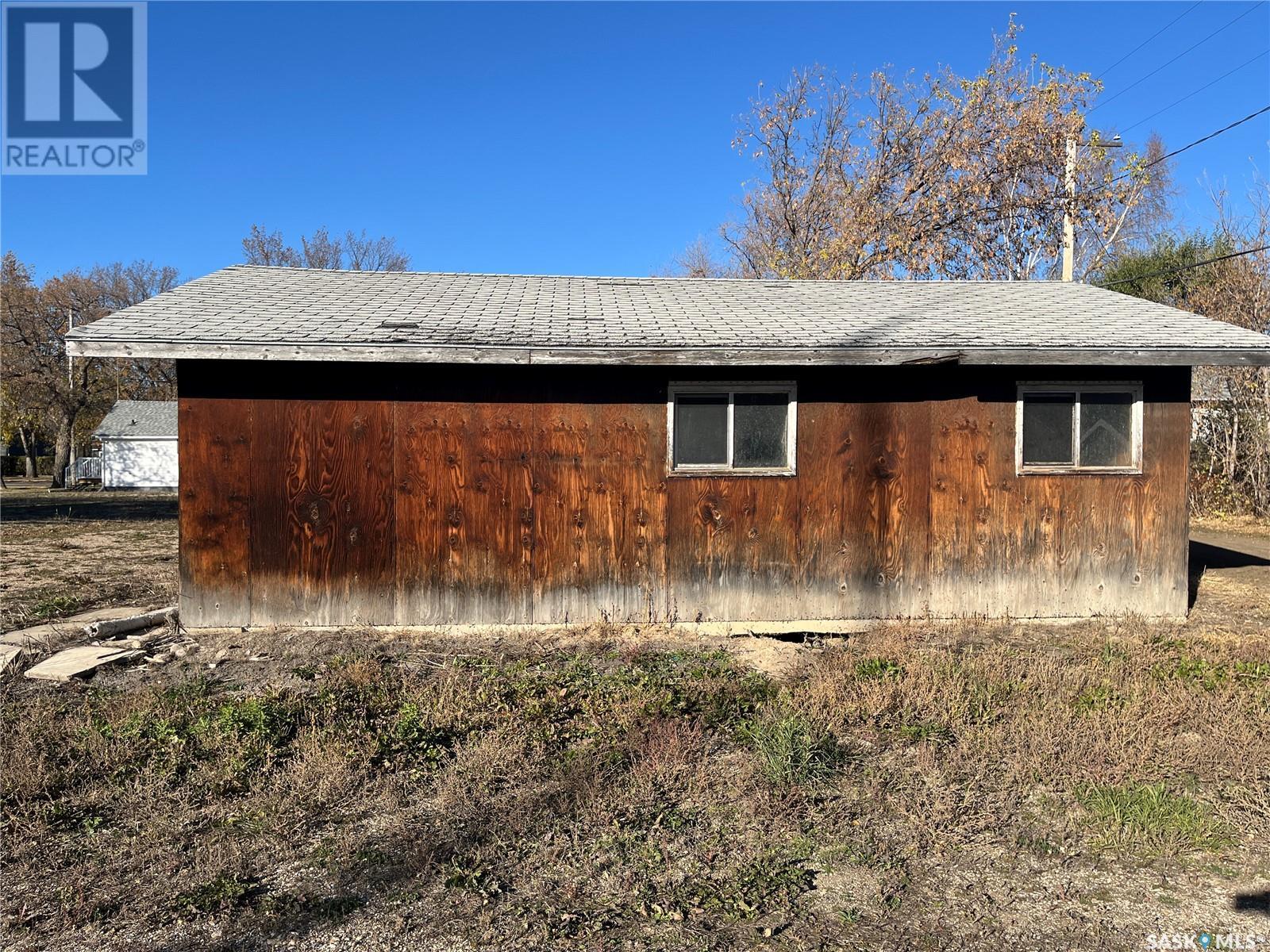 122 & 126 1st Street E, Wadena, Saskatchewan  S0A 4J0 - Photo 11 - SK986150