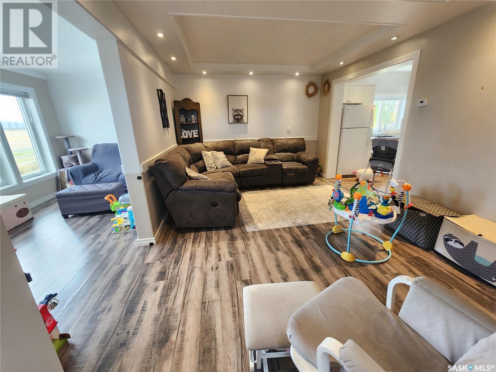 10 Danton Street, Tribune, Saskatchewan  S0C 2M0 - Photo 10 - SK986459