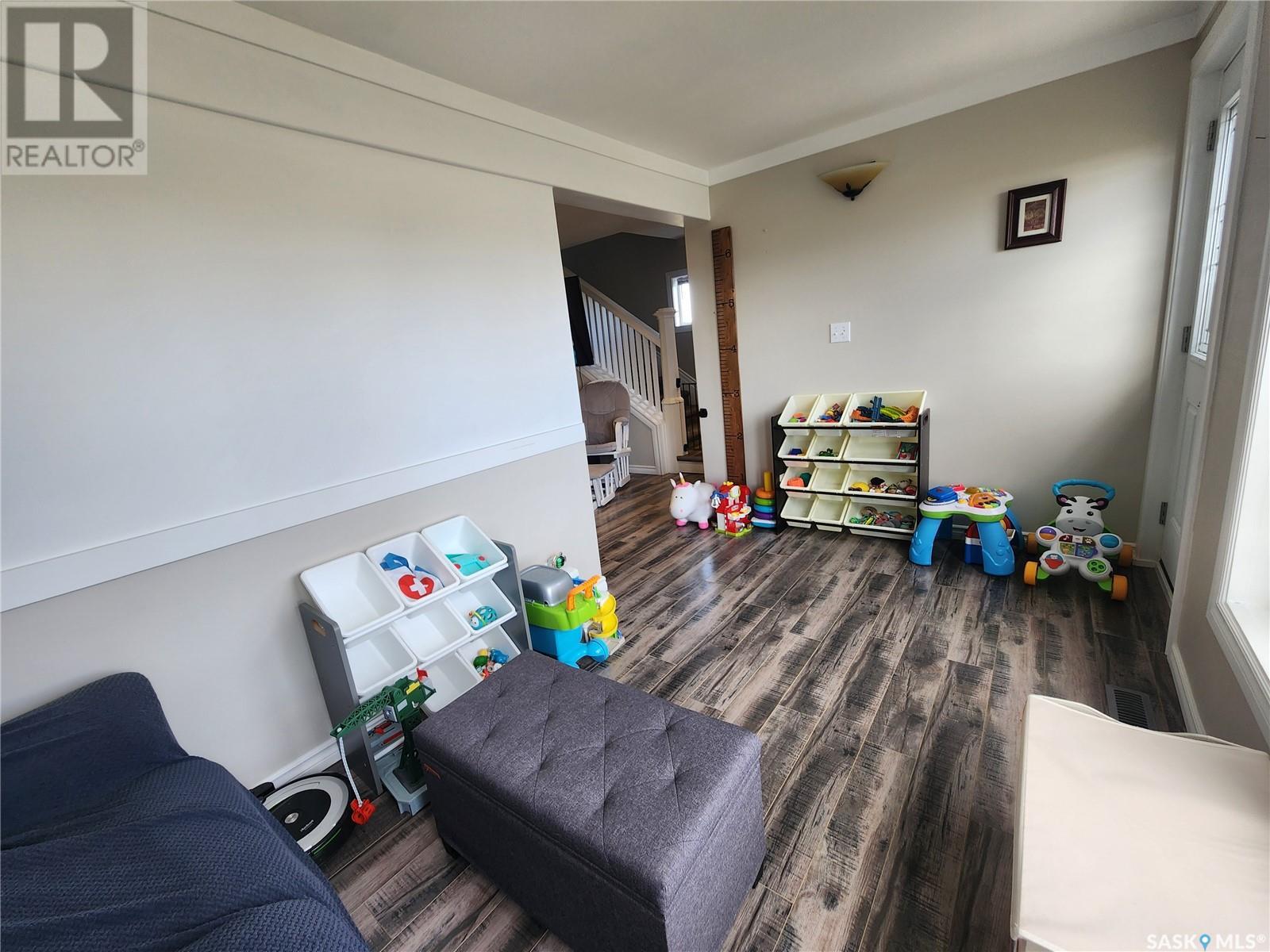 10 Danton Street, Tribune, Saskatchewan  S0C 2M0 - Photo 12 - SK986459