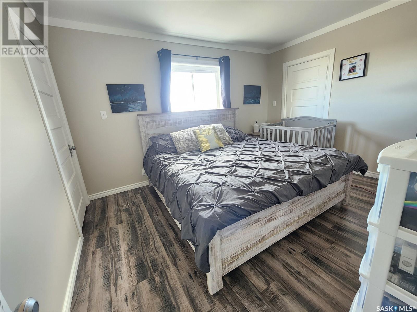 10 Danton Street, Tribune, Saskatchewan  S0C 2M0 - Photo 17 - SK986459