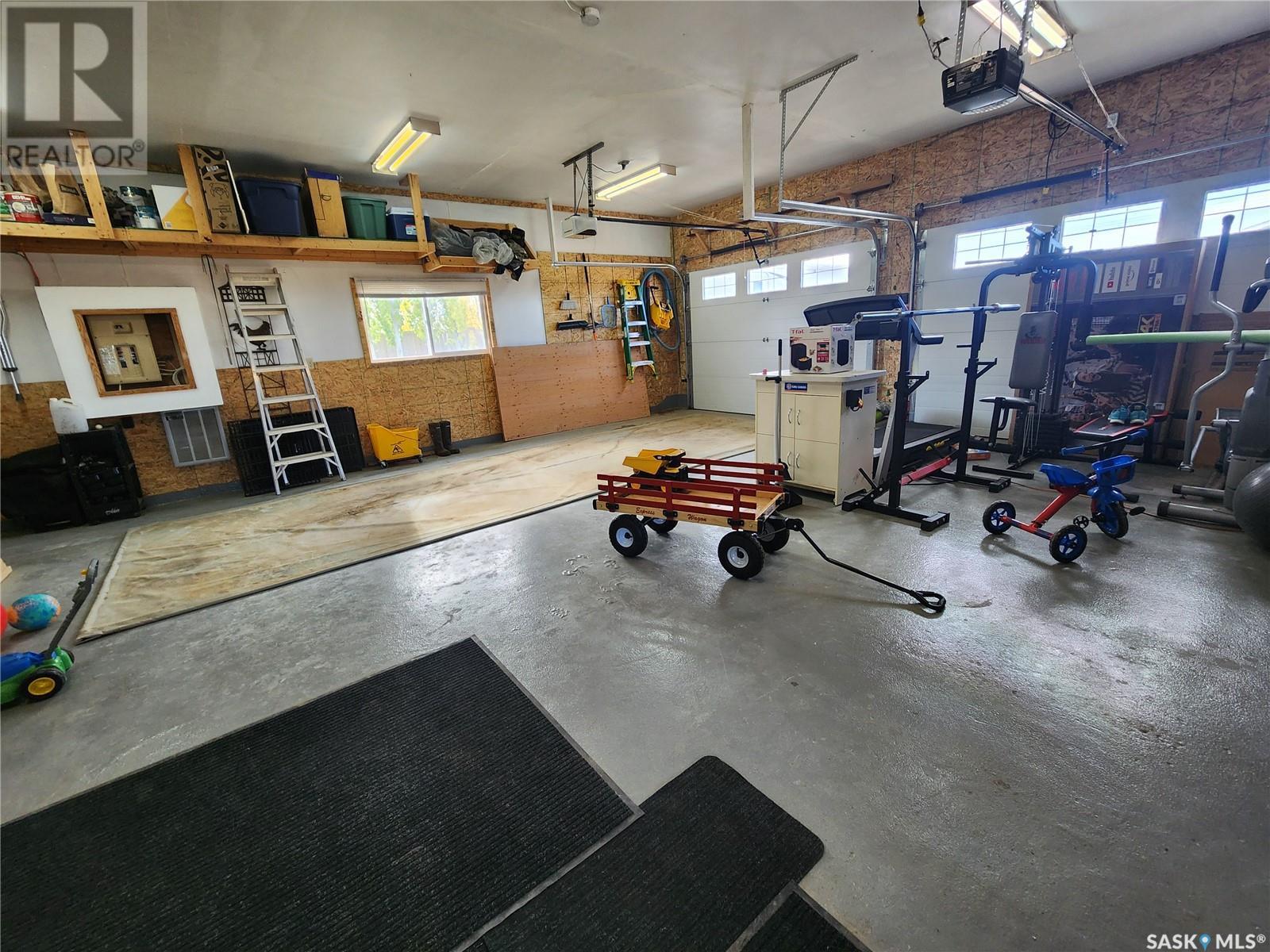 10 Danton Street, Tribune, Saskatchewan  S0C 2M0 - Photo 31 - SK986459