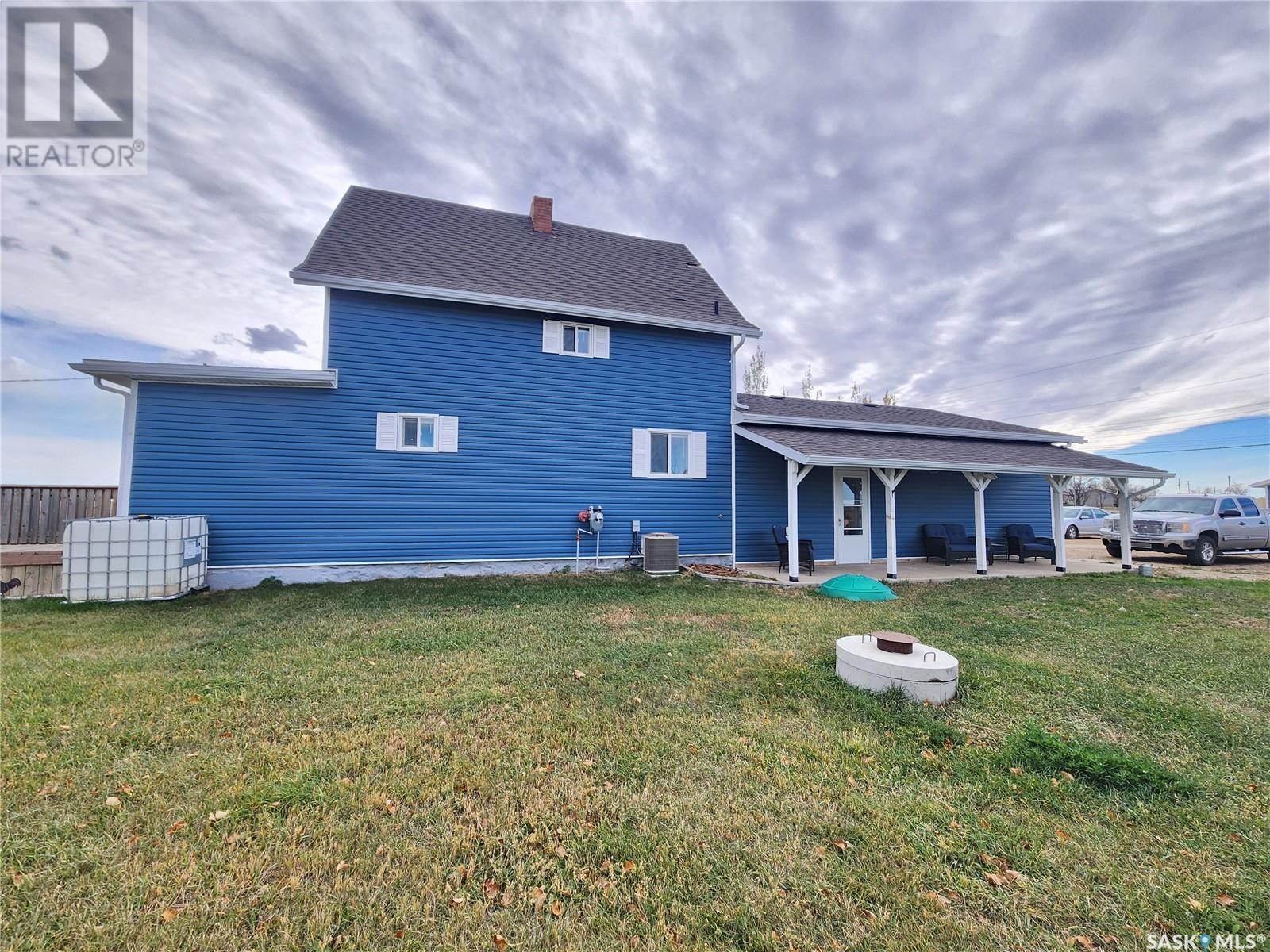 10 Danton Street, Tribune, Saskatchewan  S0C 2M0 - Photo 37 - SK986459