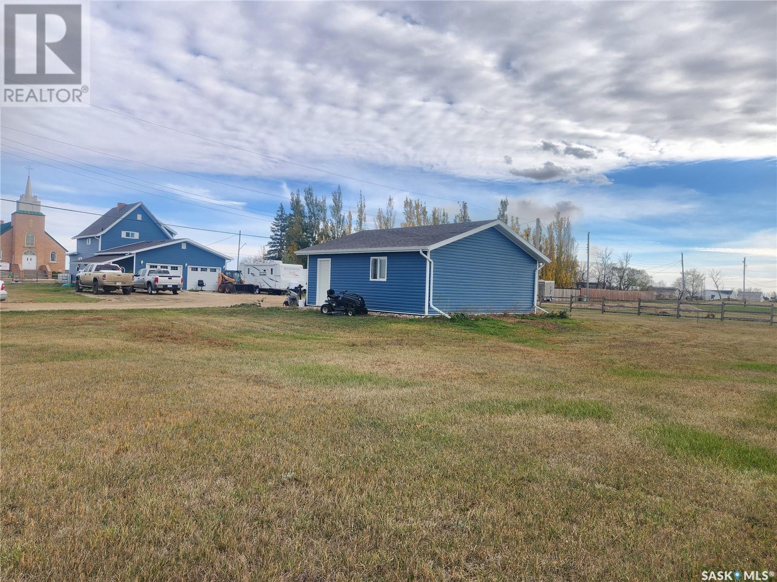 10 Danton Street, Tribune, Saskatchewan  S0C 2M0 - Photo 46 - SK986459