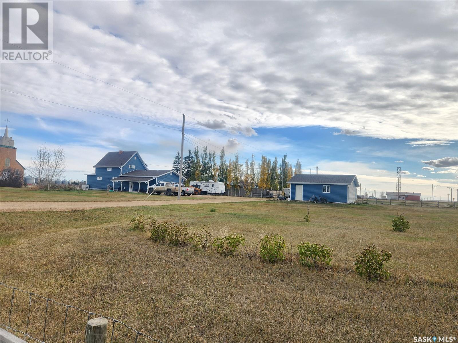 10 Danton Street, Tribune, Saskatchewan  S0C 2M0 - Photo 47 - SK986459