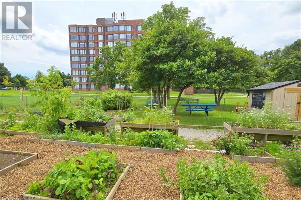 180 Limeridge Road W Unit# 403, Hamilton, Ontario  L9C 7H7 - Photo 2 - 40666141