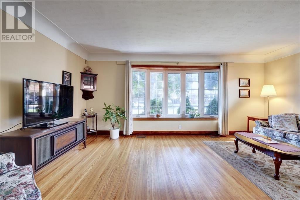 167 WEST 18TH Street, Hamilton, Ontario One Percent Realty Ltd