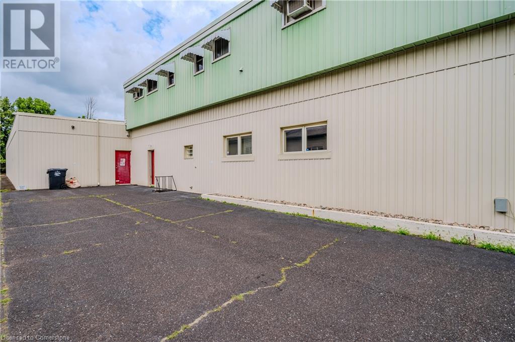 459 Enfield Road Unit# 3, Burlington, Ontario  L7T 2X5 - Photo 5 - XH4207048