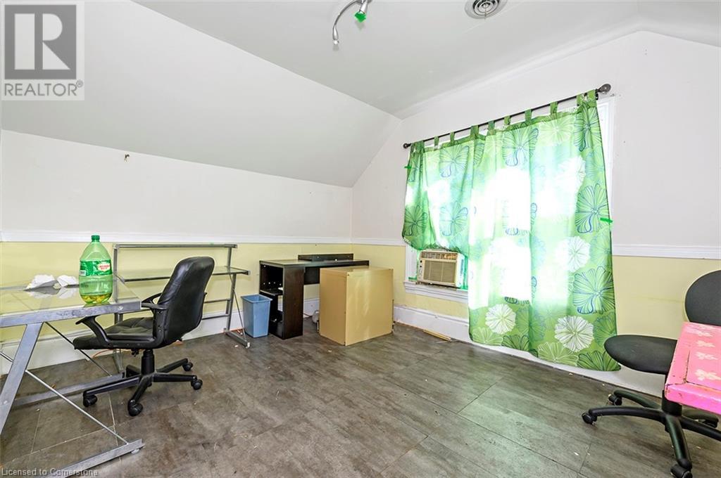 22 Academy Street, St. Catharines, Ontario  L2R 4Z6 - Photo 42 - 40655579